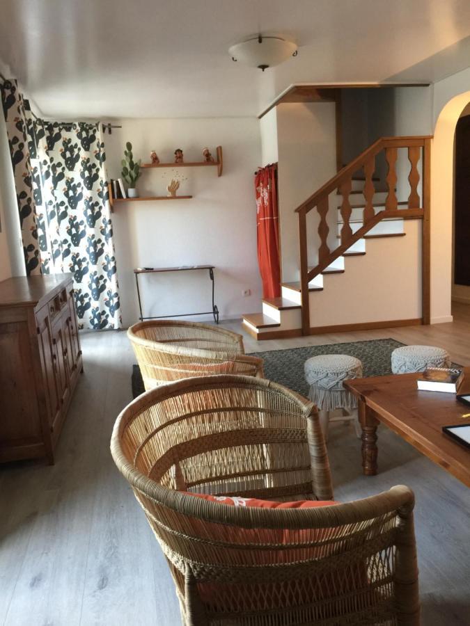 Casa Favalella Apartment